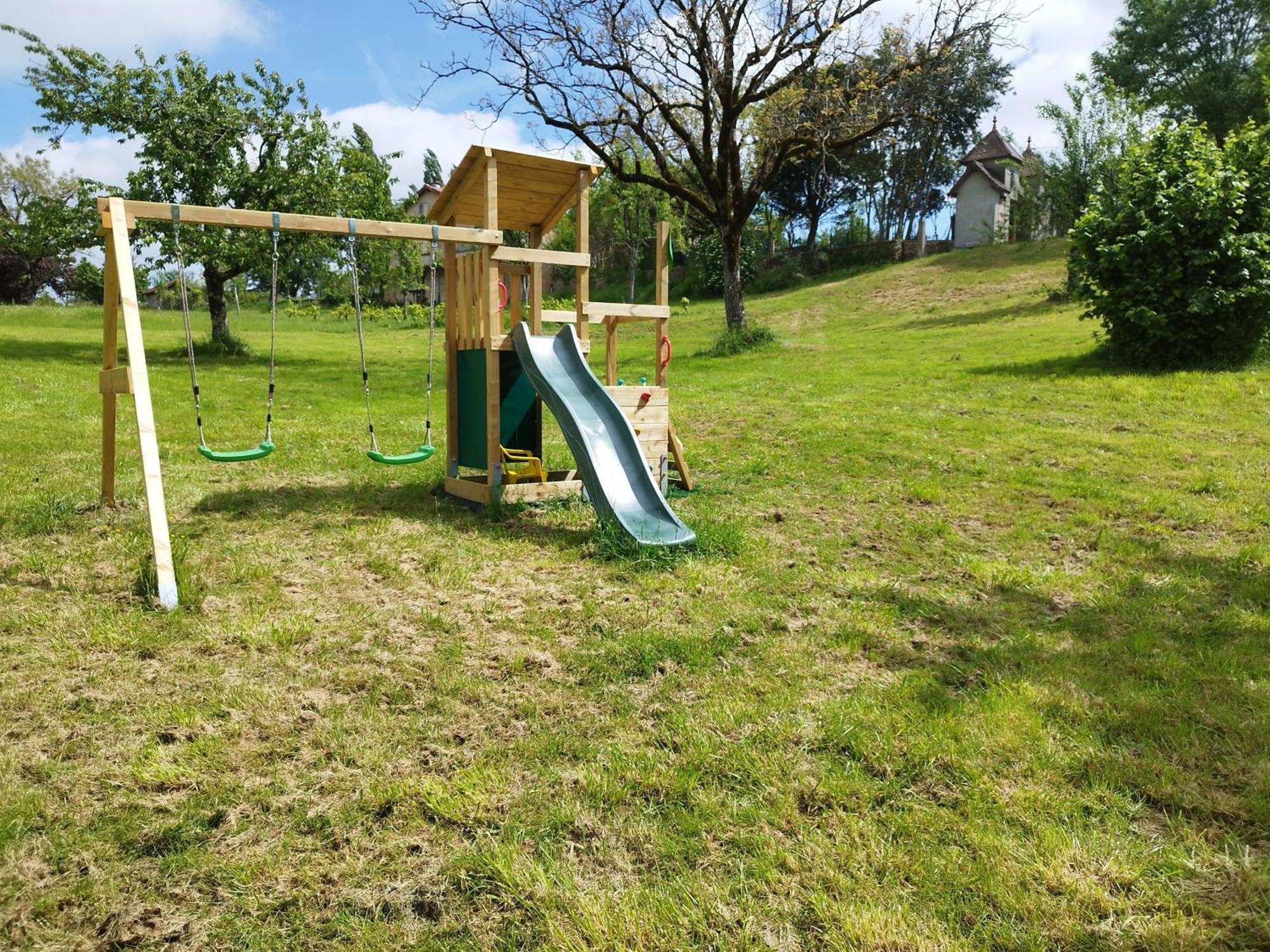 Holiday home Nouzet Et Lits Eyzerac