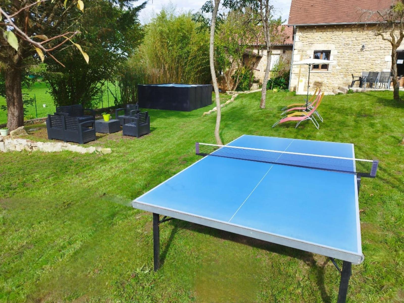 Nouzet Et Lits